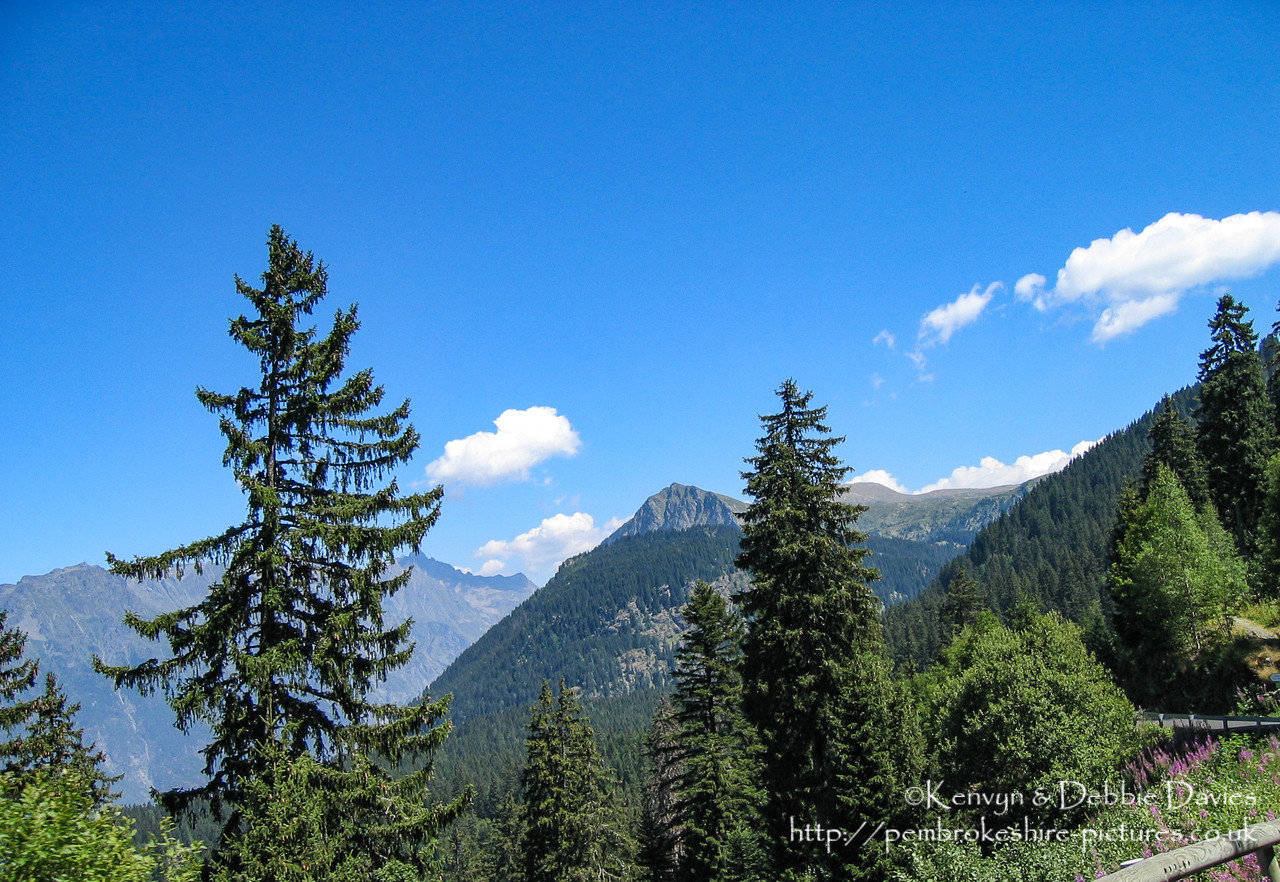 On the way to Camping Belledonne